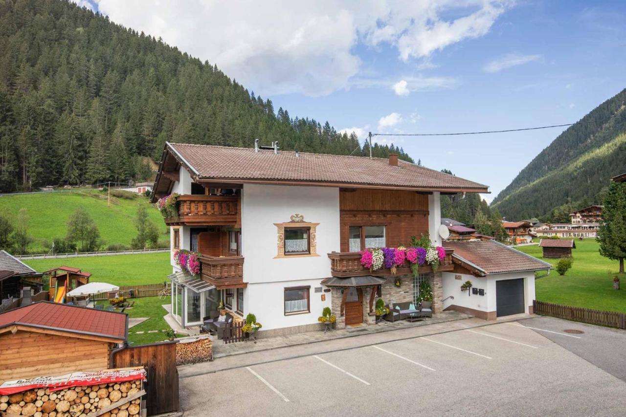 Gästeheim Krößbach Neustift im Stubaital Exterior foto